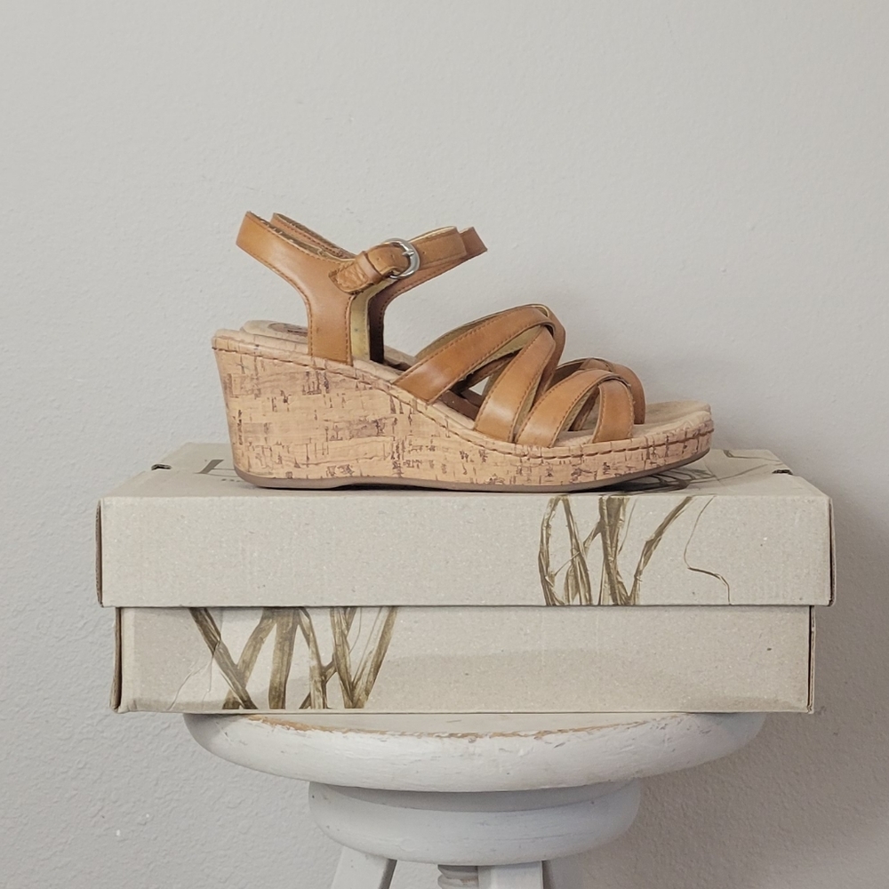 B.O.C. born concept wedges Size 9